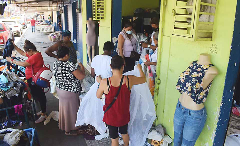 Ropa usada – EL PAIS