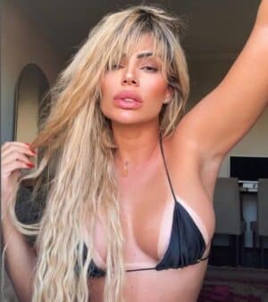 Fotos: Pastora abre Onlyfans para sentirse más cerca de Dios