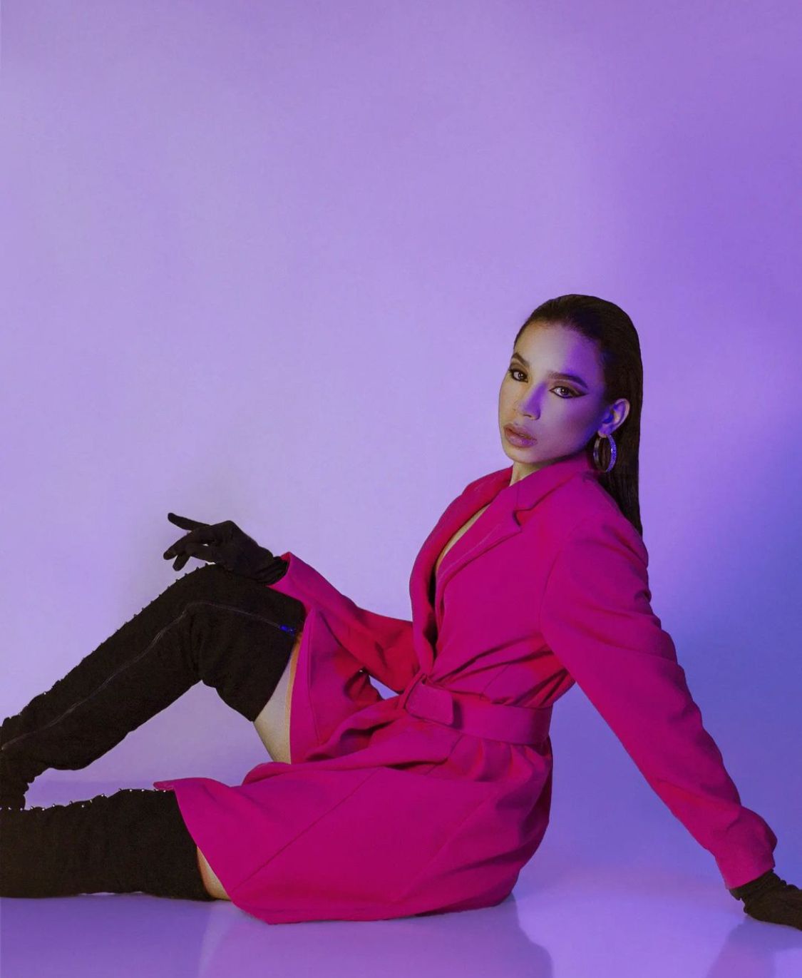Angie Flores cantará en la final del Miss Honduras Universo 24