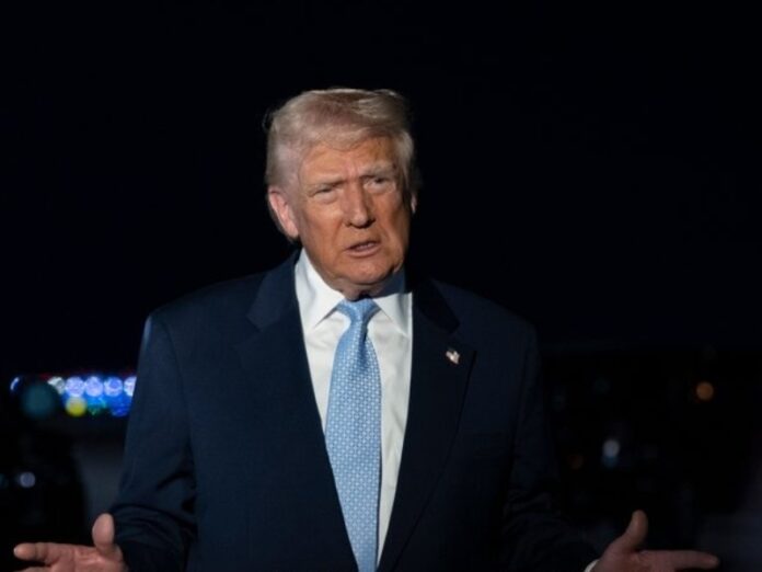 Trump acusa a Obama de revelar información clasificada