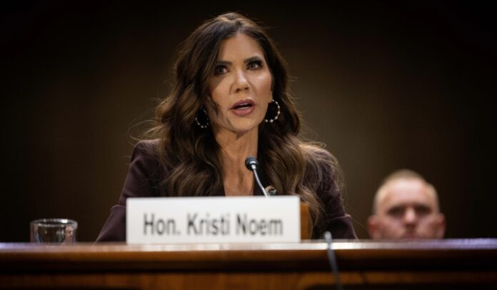 Kristi Noem hoy