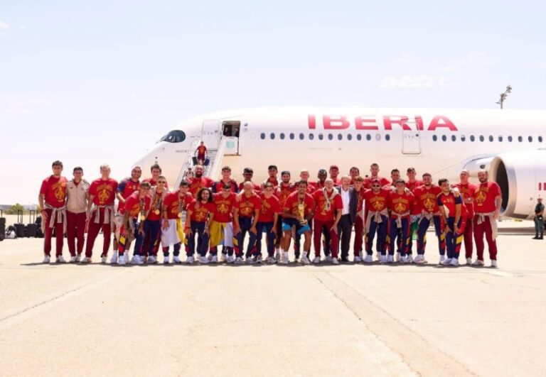 Madrid se viste de fiesta para recibir a la España campeona del Mundial